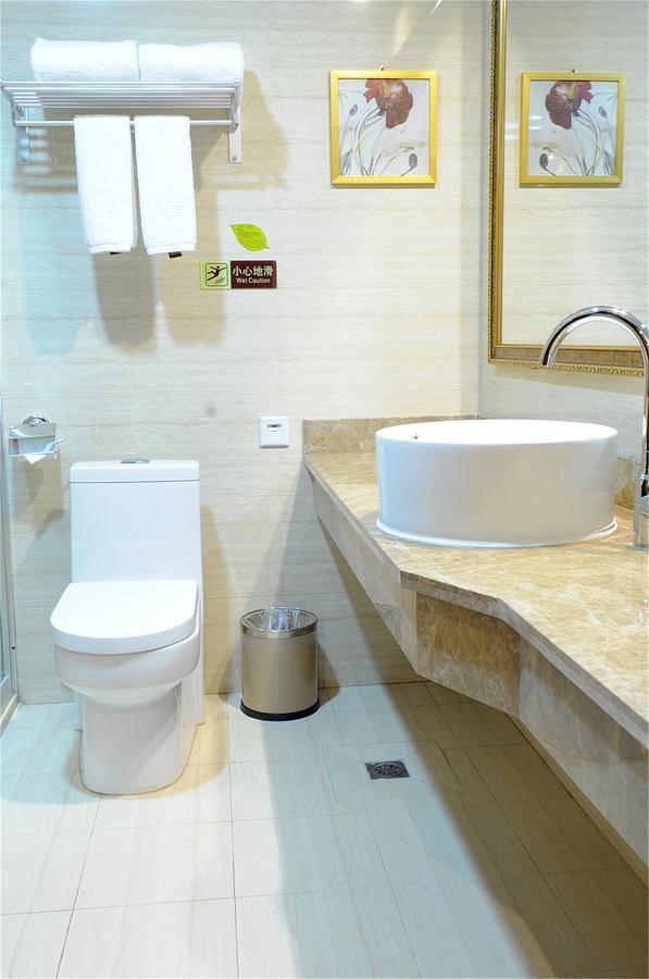 Vienna Hotel Hebei Zhuozhou High Speed Train Station 외부 사진
